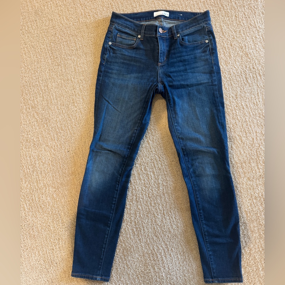 Dark was skinny jeans by LOFT